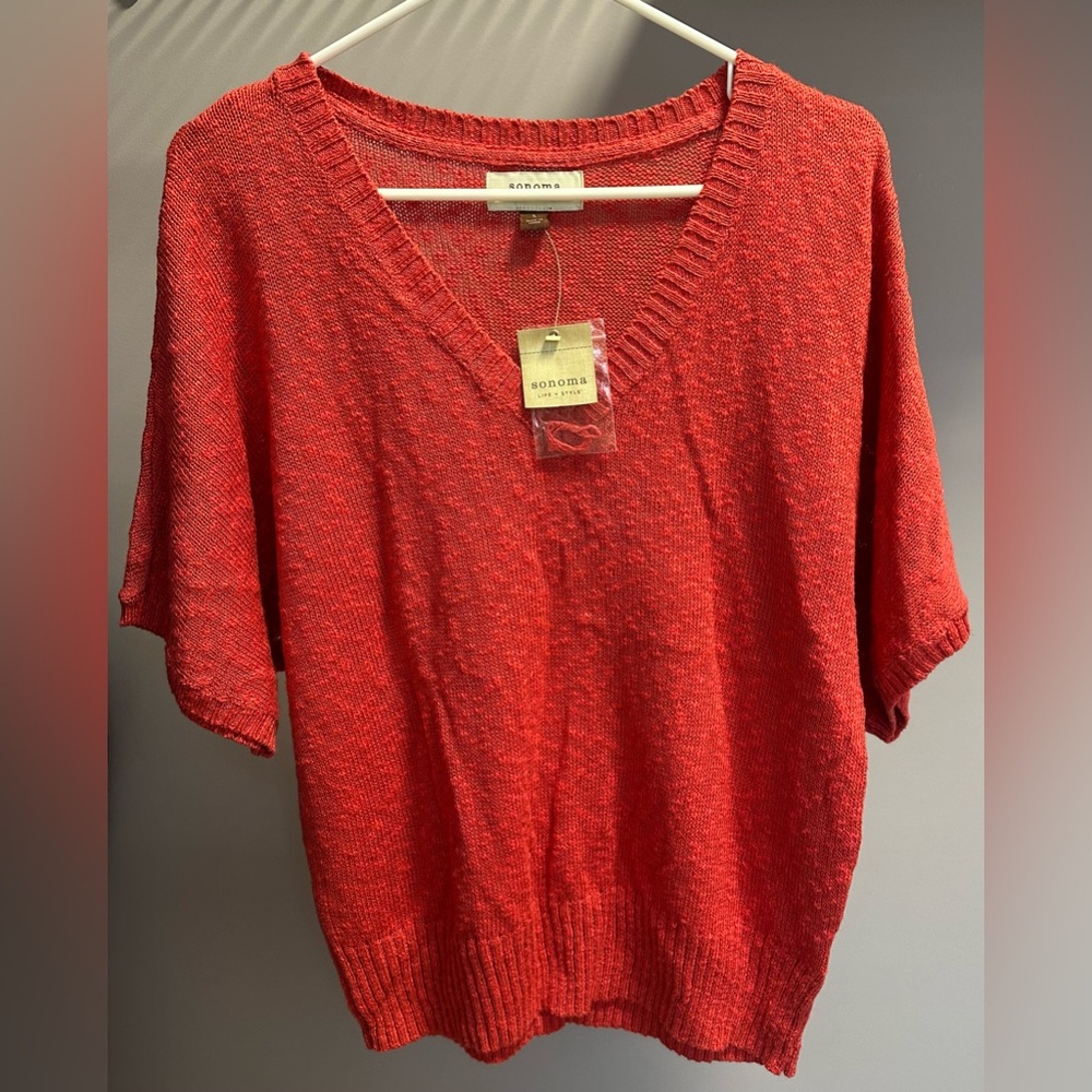SONOMA size LARGE V-Neck Short Sleeve Sweater.